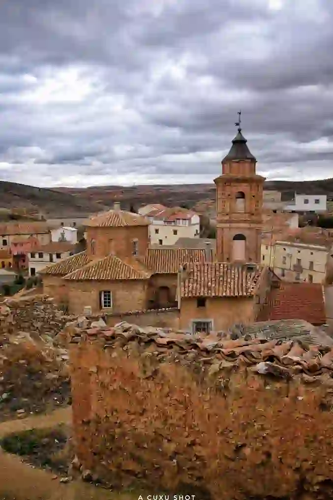 Godojos: castillo y bodegas